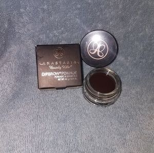Anastasia dipbrow pomade